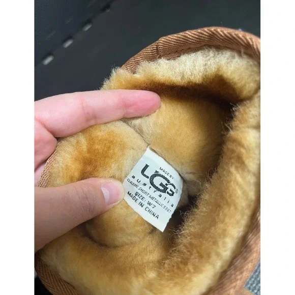 Ugg Boots Metallic‎ Women's UGG Classic Short II Metallic Womens Size 7 - Picture 9 of 9